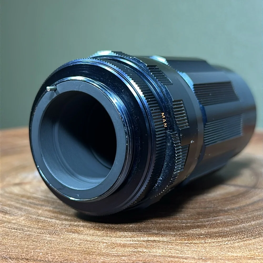 Pentax Super-Takumar 135mm f/3.5 Lens w/ Leather Case - M42 Mount - Picture 7 of 12